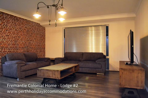 Fremantle Colonial Home - Accommodation Directory 5