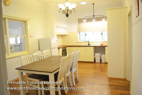 Fremantle Colonial Home - Accommodation Directory 28