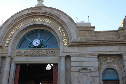 Fremantle Beach Backpackers - Accommodation Directory 10