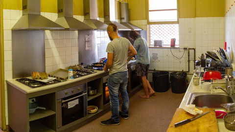 Fremantle Beach Backpackers - Accommodation Directory 30