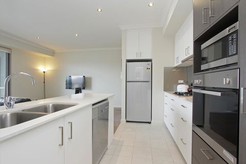 Zappeion Apartments - Accommodation Directory 27
