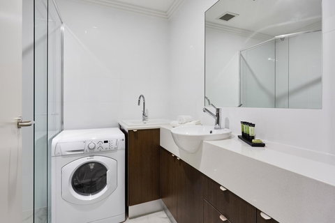 Attika Hotel - Accommodation Directory 20