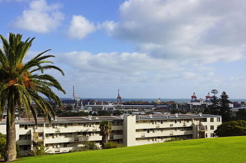 Studio 208 With Ocean Views - Accommodation Directory 23