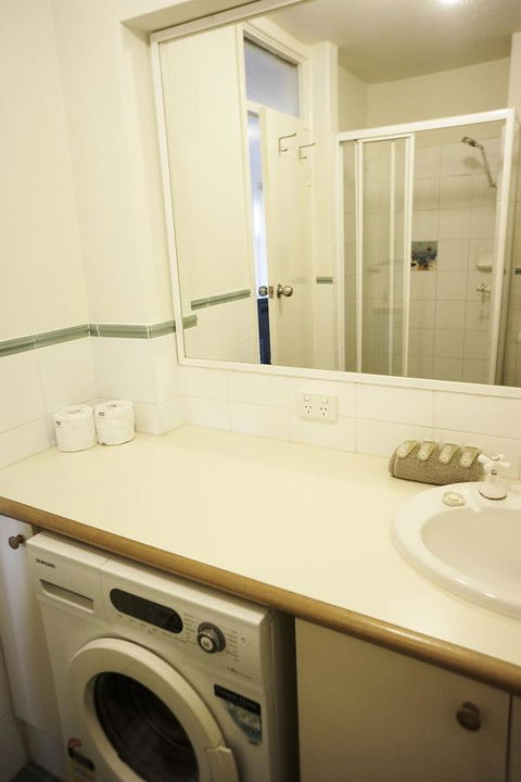 Studio 208 With Ocean Views - Accommodation Directory 15