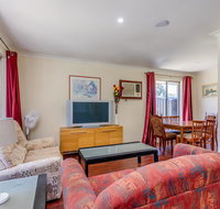 Brilliant neat convenient family-friendly house - Accommodation Directory