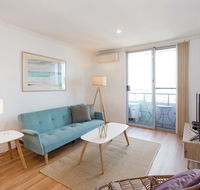 Ocean Breeze Apartment - Accommodation Directory