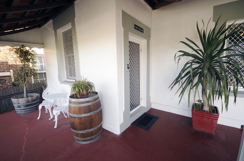 My Place Colonial Accommodation - Accommodation Directory 2