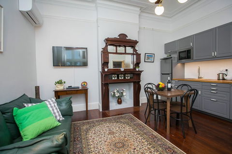 Danum House - Accommodation Directory 3