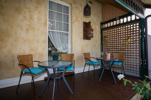 Danum House - Accommodation Directory 17