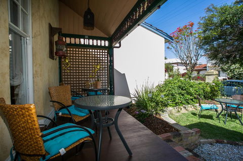 Danum House - Accommodation Directory 20