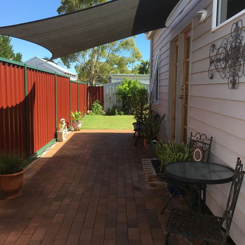 Bluebird Cottage - Accommodation Directory 27