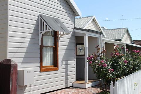 Bluebird Cottage - Accommodation Directory 31