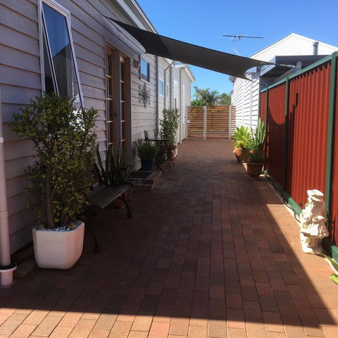 Bluebird Cottage - Accommodation Directory 28
