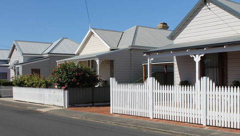 Bluebird Cottage - Accommodation Directory 32