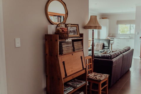 Bluebird Cottage - Accommodation Directory 14