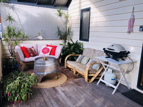Zephyr Studio - Accommodation Directory 11