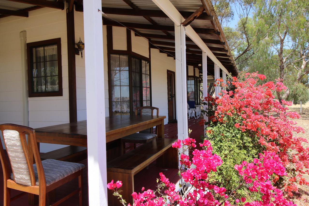 Rossmore WA Accommodation Directory