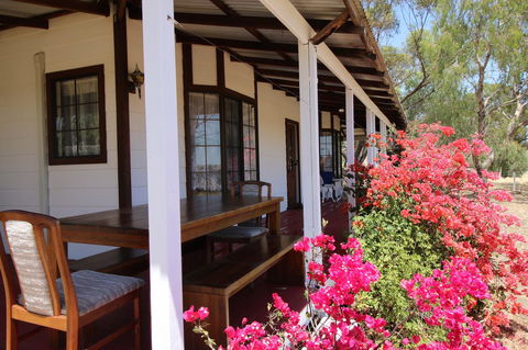 Daisy Cottage - Accommodation Directory 0