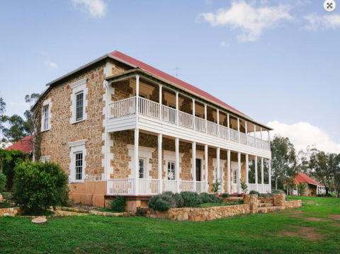 Daisy Cottage - Accommodation Directory 9