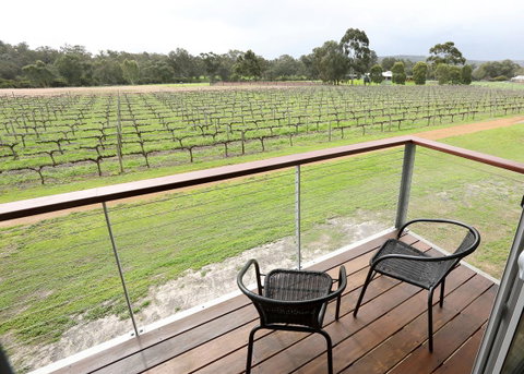 Lot113 Vineyard Accommodation - Accommodation Directory 6