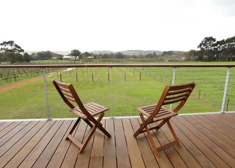 Lot113 Vineyard Accommodation - Accommodation Directory 5