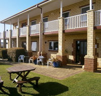 Baywatch Manor Augusta - Accommodation Directory