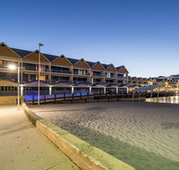 Dolphin Quay Apartments - Accommodation Directory