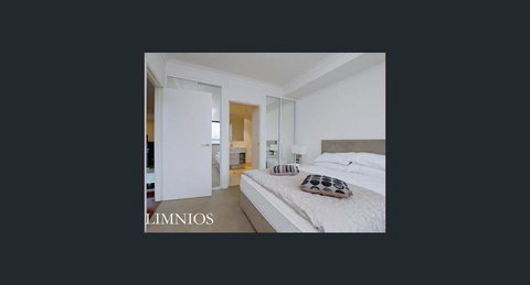 Frankly Francis - Exquisite Executive Apartment - Accommodation Directory 7