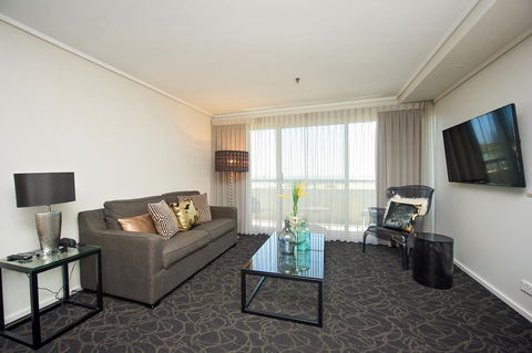 Best Western Plus Hotel Lord Forrest - Accommodation Directory 11