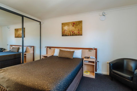 Canning Bridge Auto Lodge - Accommodation Directory 26