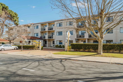 Canning Bridge Auto Lodge - Accommodation Directory 18