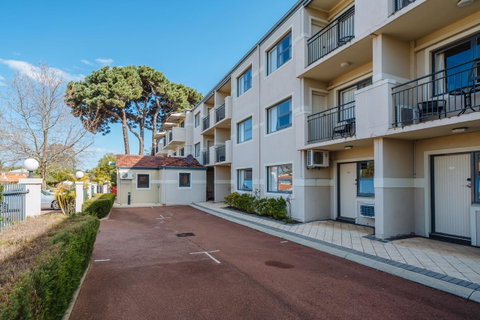 Canning Bridge Auto Lodge - Accommodation Directory 17