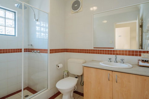 Canning Bridge Auto Lodge - Accommodation Directory 29