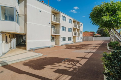 Canning Bridge Auto Lodge - Accommodation Directory 16