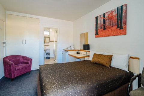 Canning Bridge Auto Lodge - Accommodation Directory 21