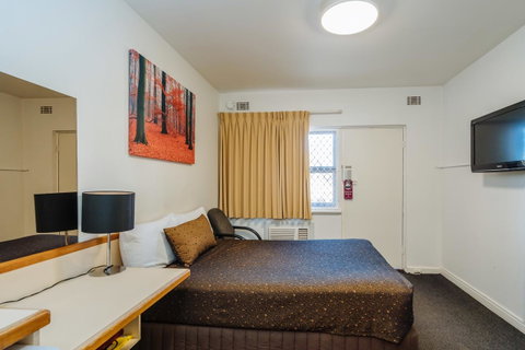 Canning Bridge Auto Lodge - Accommodation Directory 20