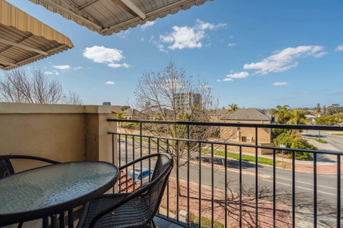 Canning Bridge Auto Lodge - Accommodation Directory 4