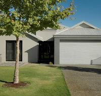 THE SANCTUARY LUXURY HOLIDAY HOME - Accommodation Directory