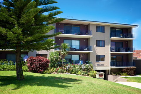 Cottesloe Sea Bliss Apartment - Accommodation Directory 10
