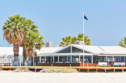 RAC Monkey Mia Dolphin Resort - Accommodation Directory 16