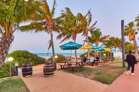 RAC Monkey Mia Dolphin Resort - Accommodation Directory 8