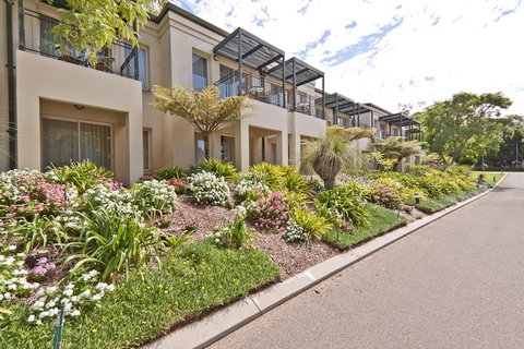 Joondalup Resort - Accommodation Directory 17