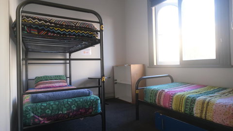 Britannia On William - Accommodation Directory 8