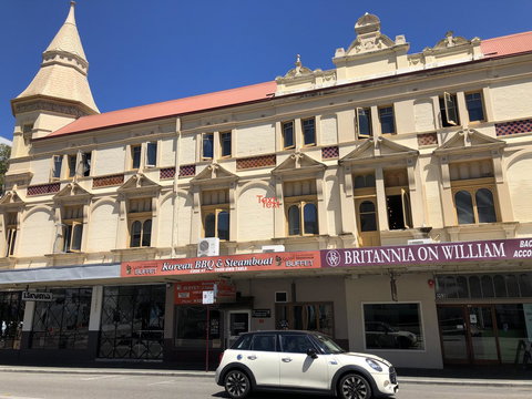 Britannia On William - Accommodation Directory 3