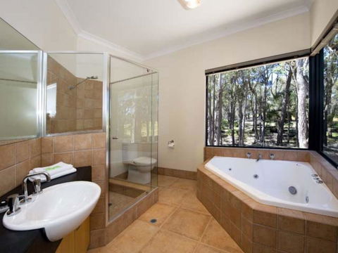 Kanga View - Margaret River - Accommodation Directory 2