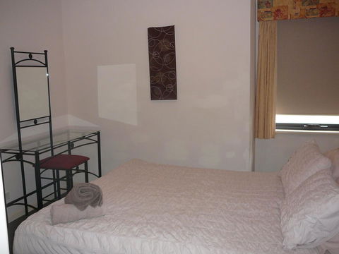 Dragonfly Apartment On Regal - Accommodation Directory 12