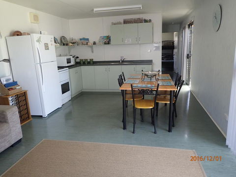 Leander Reef Holiday Park - Accommodation Directory 7