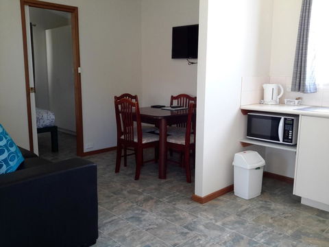 Leander Reef Holiday Park - Accommodation Directory 13