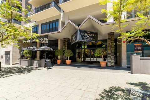 Alderney On Hay â€“ Managed By Starwest Hotel & Apartments - Accommodation Directory 3