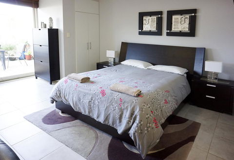 Studio 4 - Ground Floor Fremantle Apartment - Accommodation Directory 0